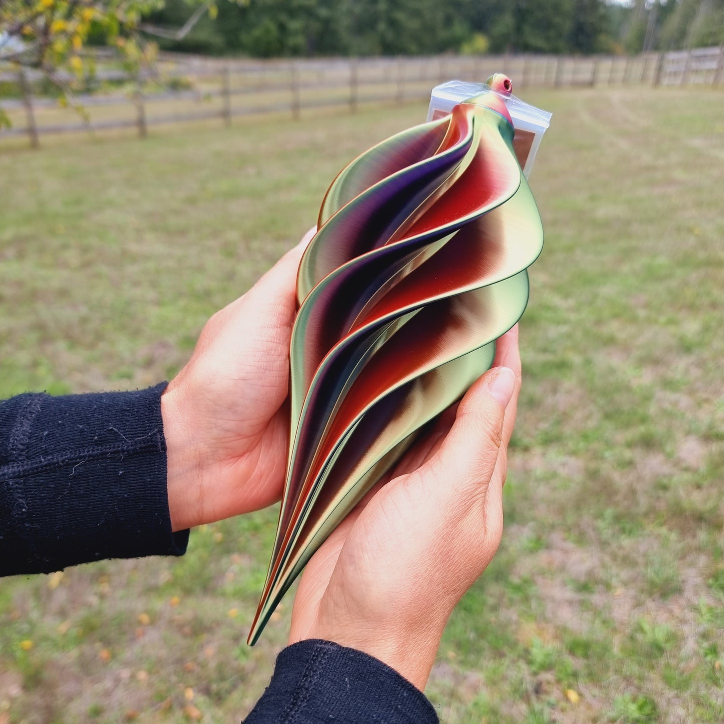Medium - Spiral Drop Spinner - Red Yellow Blue - Length: 27cm/10.6"