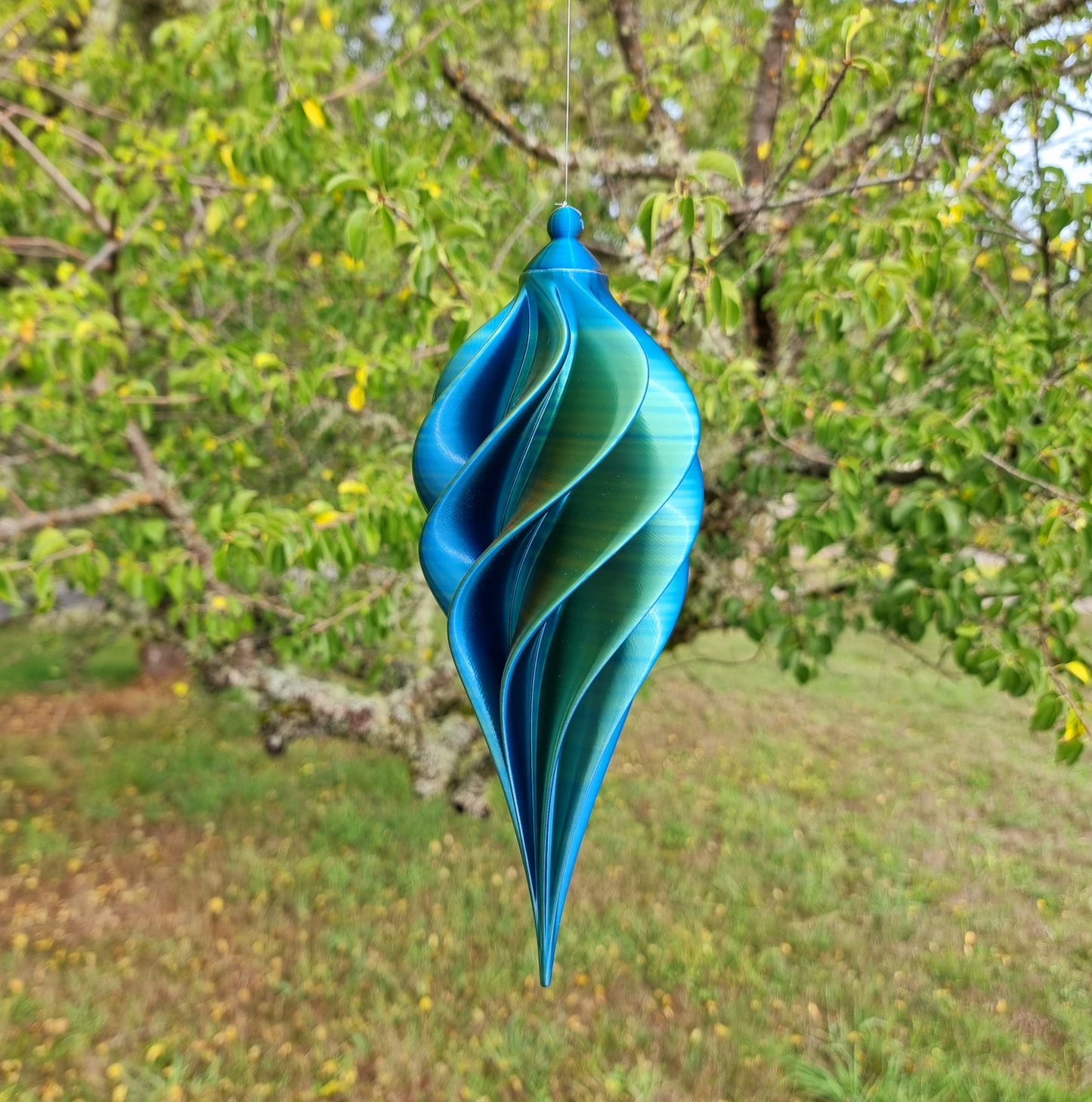Medium - Spiral Drop Spinner - Copper Blue Green - Length: 27cm/10.6"