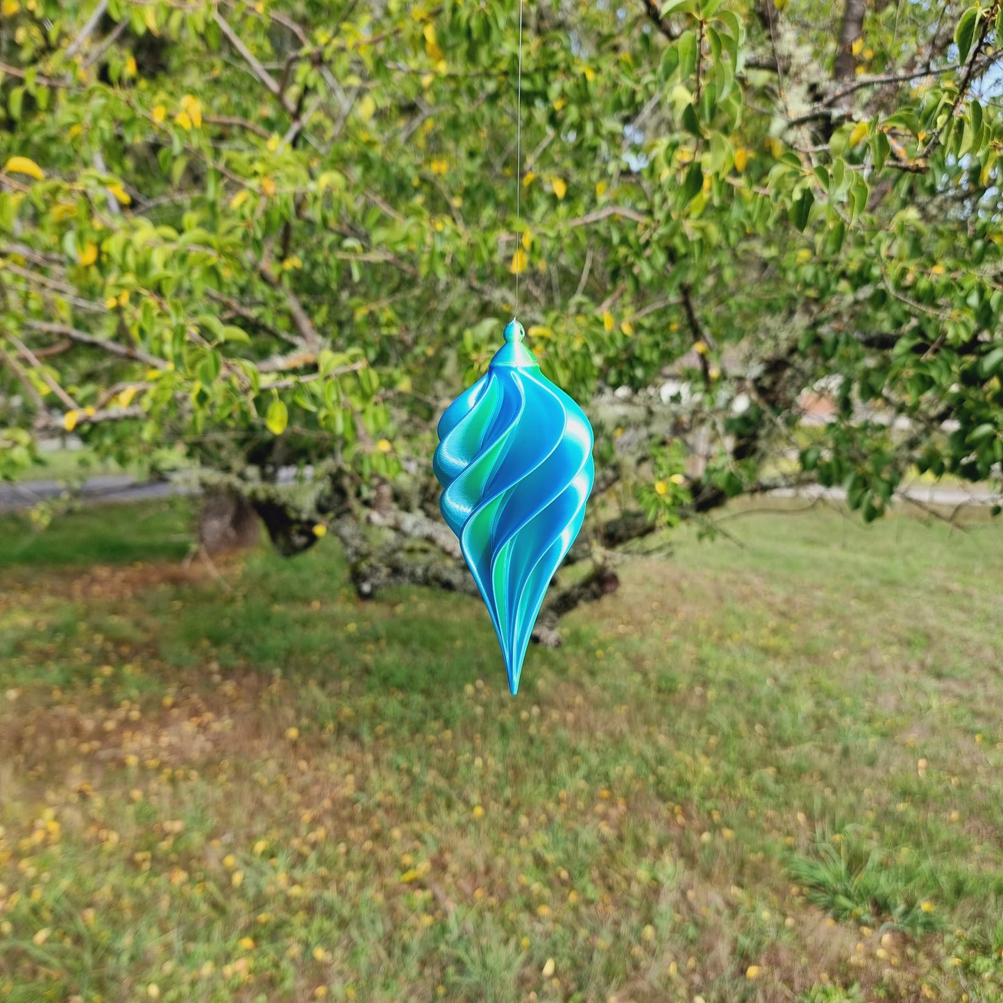 Small - Spiral Drop Spinner - Purple Yellow Blue - Garden Decoration - Length: 14cm/5.5"
