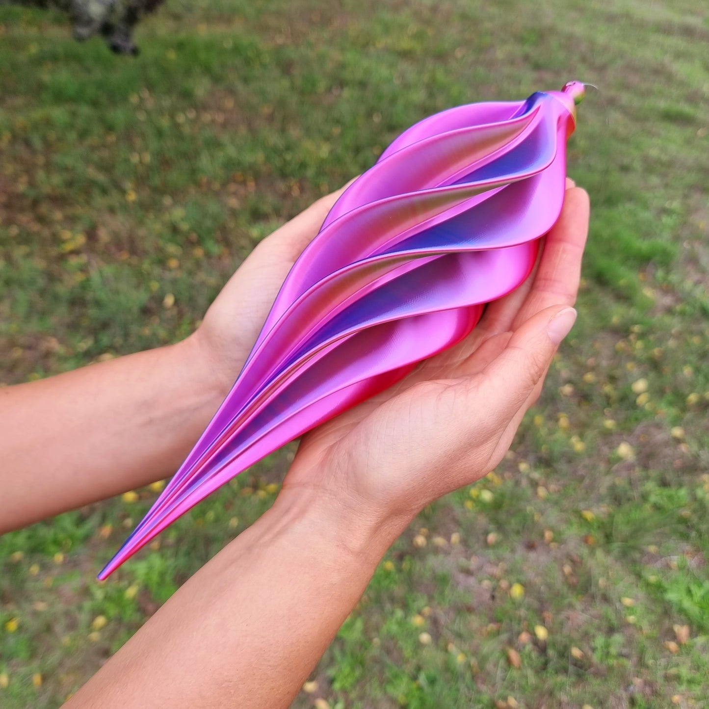 Medium Tall - Spiral Drop Spinner - Fuchsia Yellow Blue - Garden Decoration - Length: 30cm/11.8"