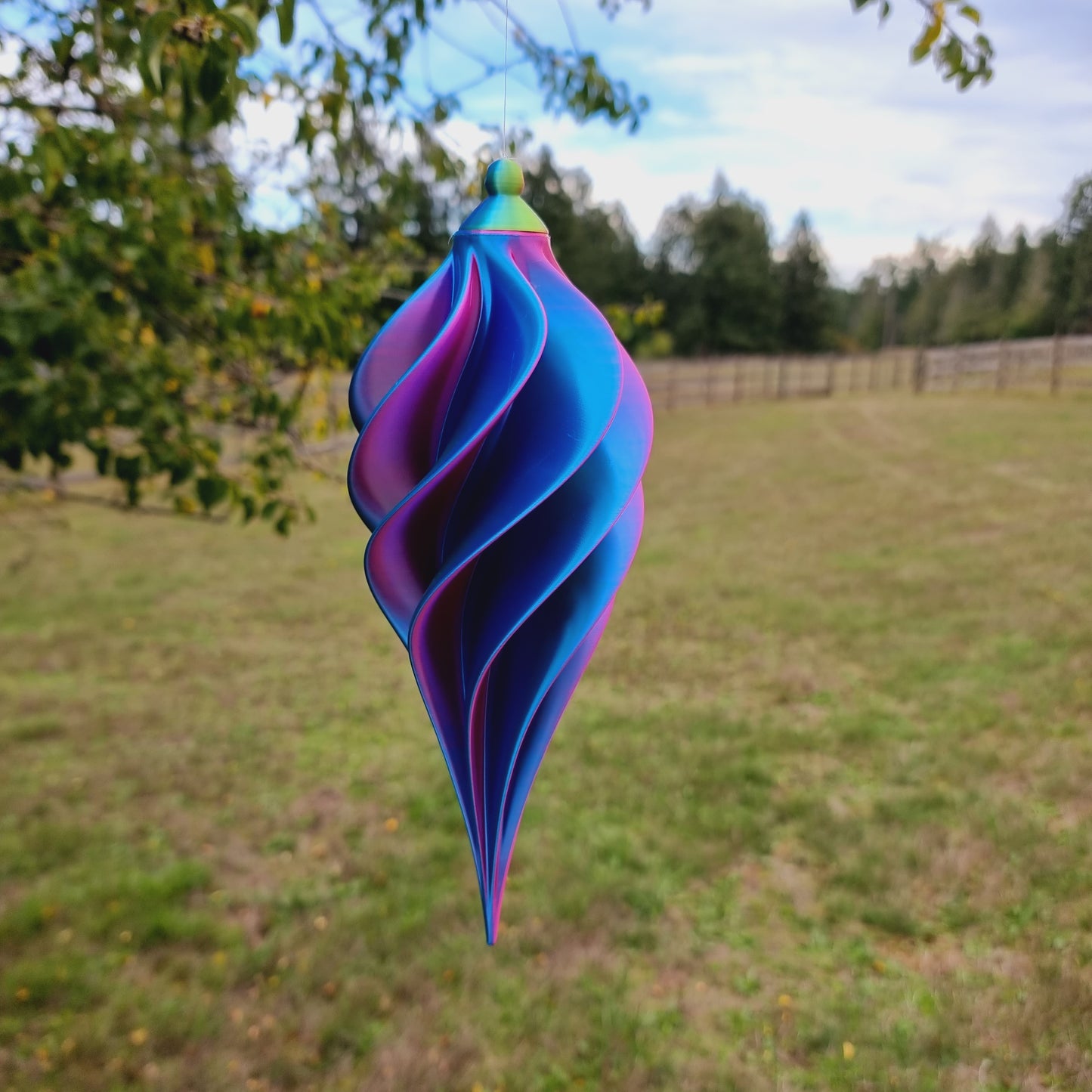 Medium - Spiral Drop Spinner - Fuchsia Yellow Blue - Length: 27cm/10.6"