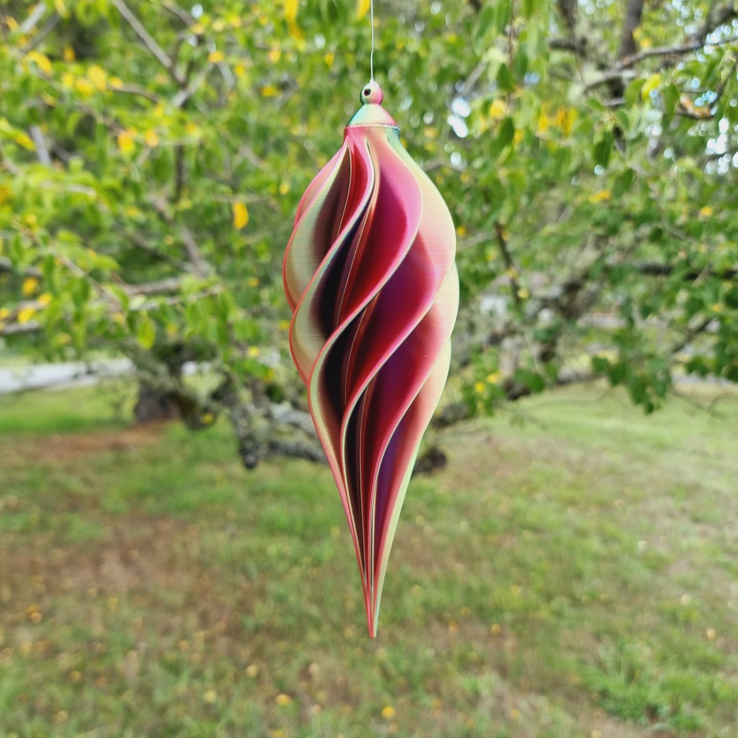 Small Tall - Spiral Drop Spinner - Red Yellow Blue - Garden Decoration - Length: 21cm/8.3"