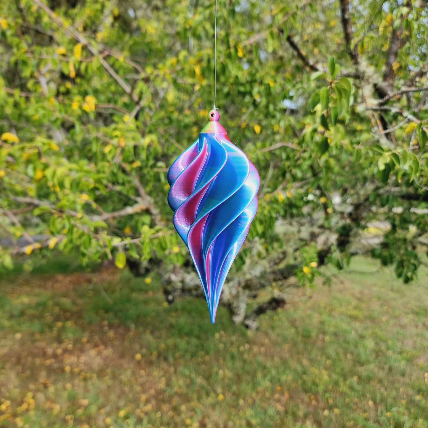 Small - Spiral Drop Spinner - Fuchsia Yellow Blue - Garden Decoration - Length: 14cm/5.5"