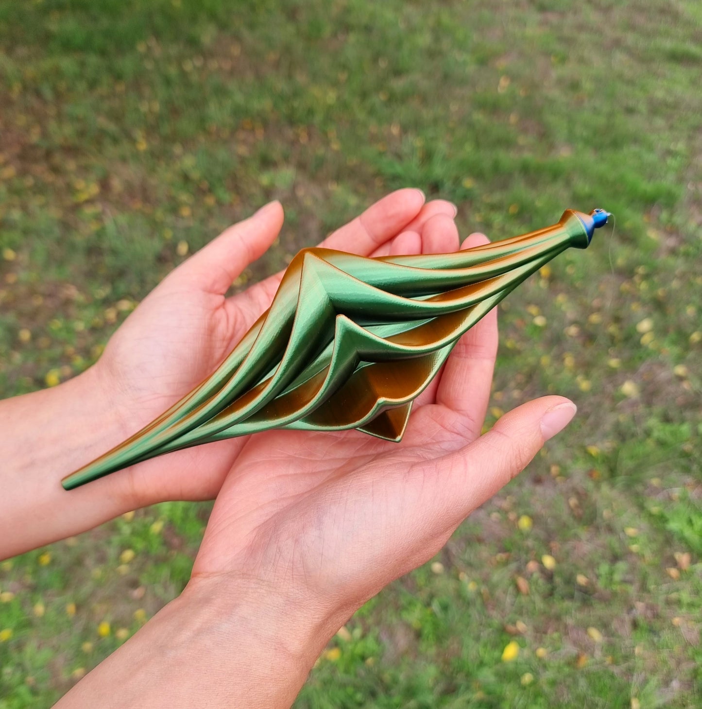 Small - Wing Spinner - Copper Blue Green - Length: 22cm/8.7"