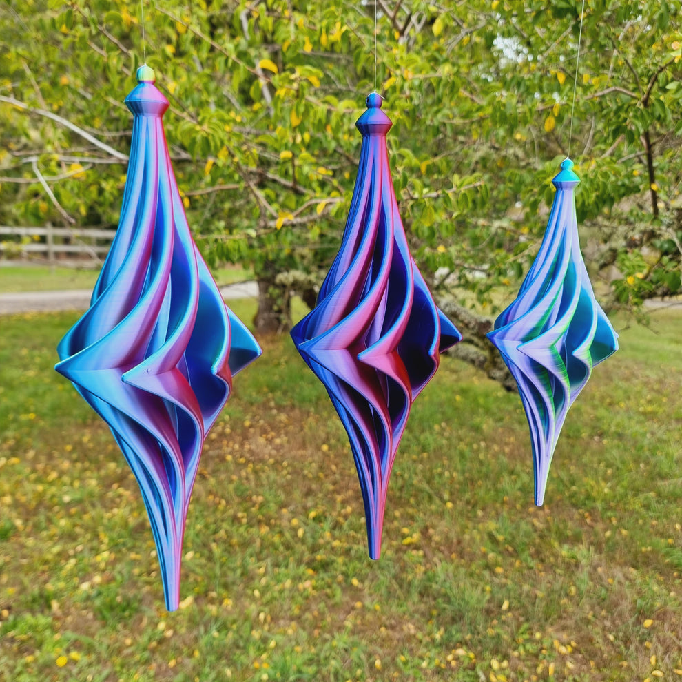 Medium - Wing Spinner - Fuchsia Yellow Blue - Length: 32cm/12.6 ...
