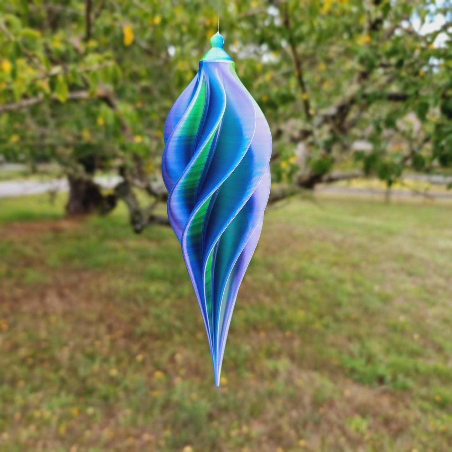 Small Tall - Spiral Drop Spinner - Purple Yellow Blue - Length: 21cm/8.3"