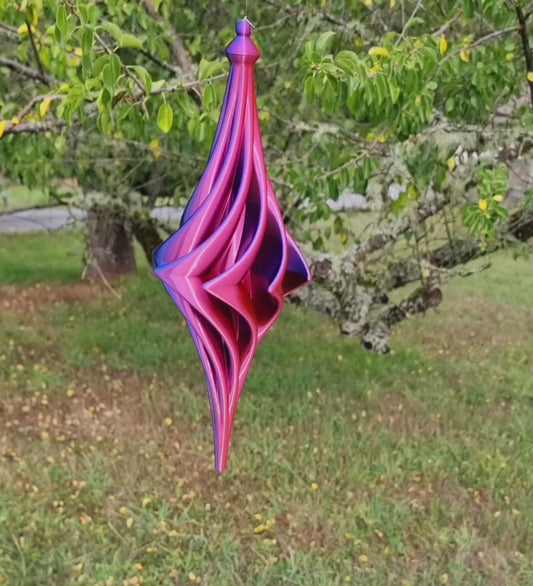 Medium - Wing Spinner - Red Yellow Blue - Length: 32cm/12.6"